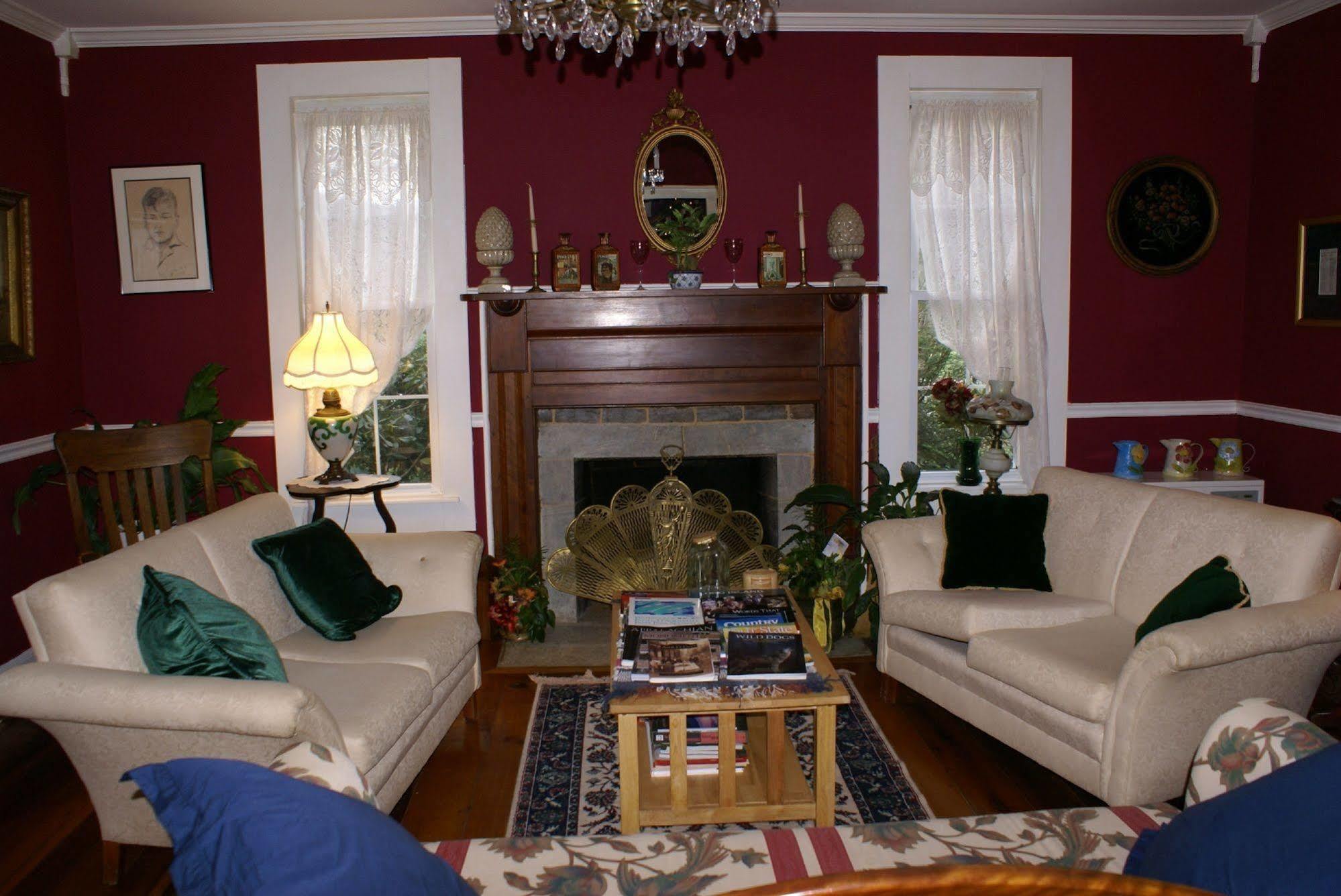 Buffalo Tavern Bed And Breakfast West Jefferson Δωμάτιο φωτογραφία